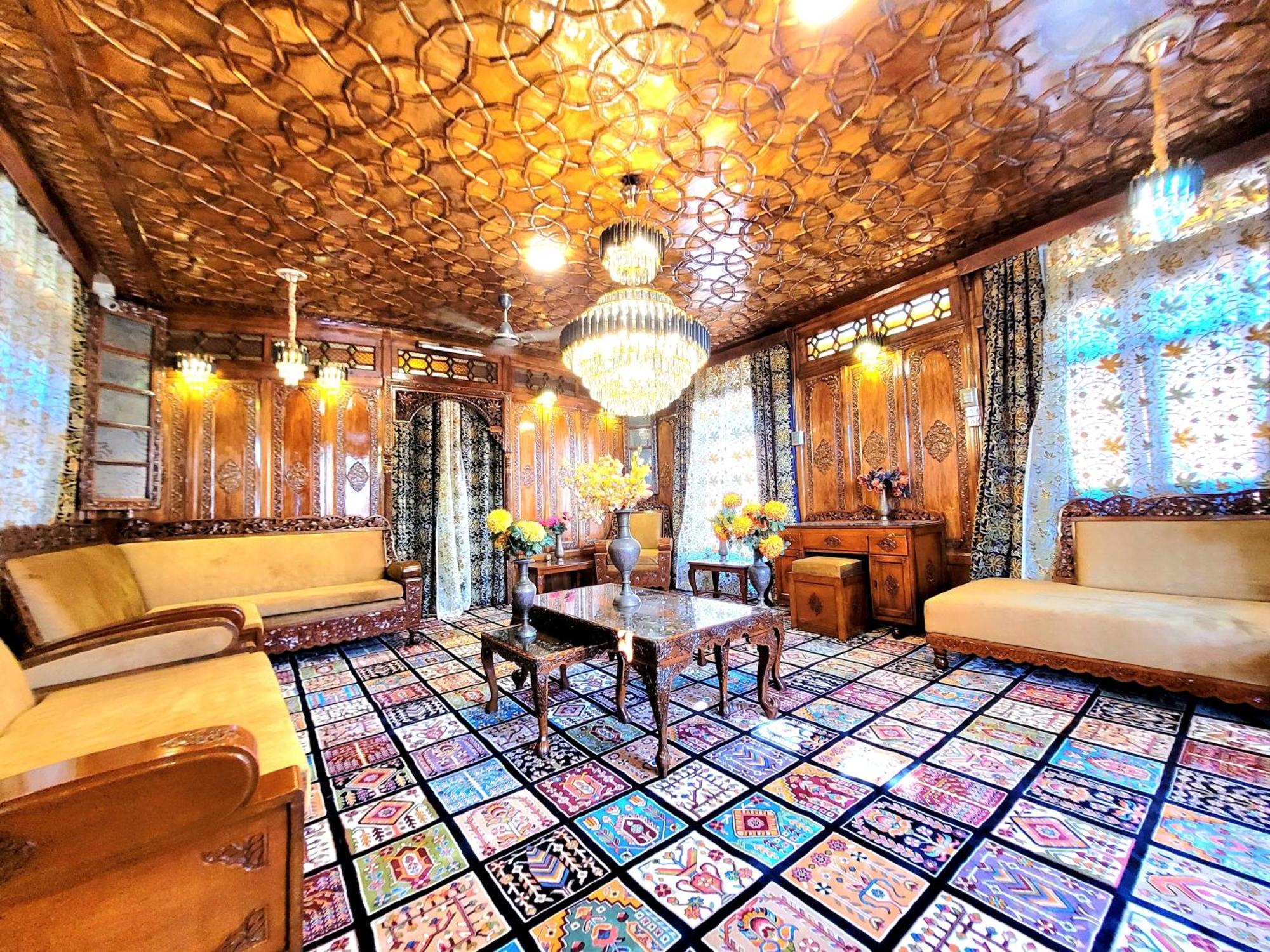 Aziz Palace Group Of Houseboats Srinagar  Ngoại thất bức ảnh